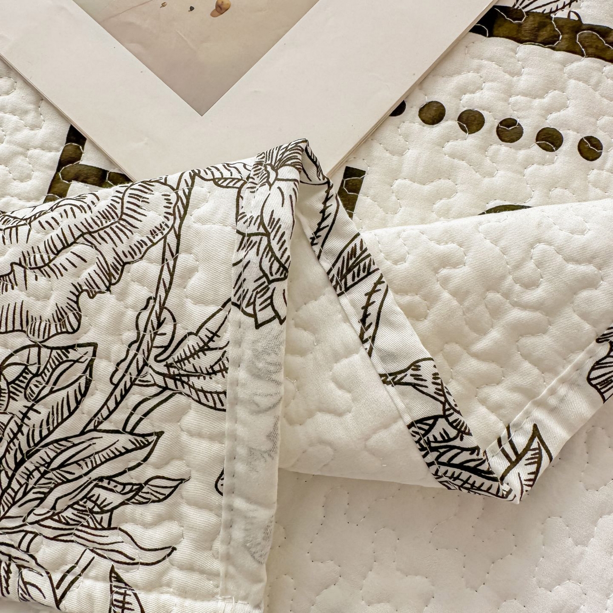 91家纺网 家纺一手货源 找家纺 暖居 2026新款支持定制法式花边纯棉榻榻米四件套全棉大炕盖三件套四季通用 晨暮间