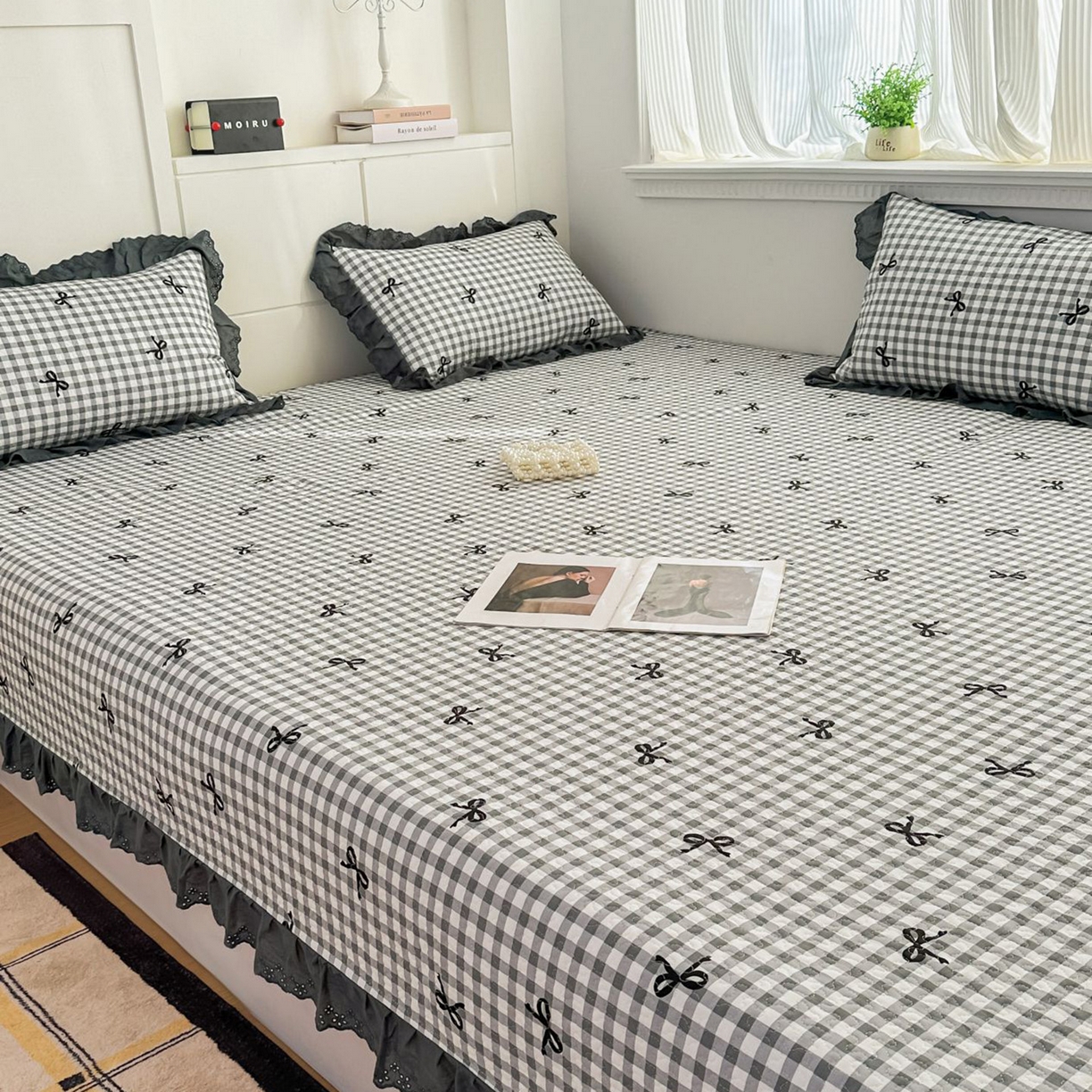 91家纺网 家纺一手货源 找家纺 暖居 2026新款支持定制法式花边纯棉榻榻米四件套全棉大炕盖三件套四季通用 灰格蝴蝶结