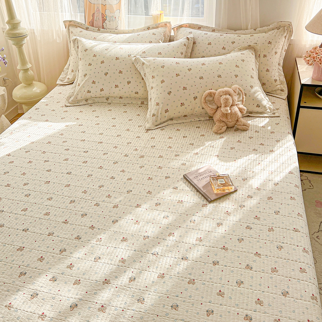 91家纺网 家纺一手货源 找家纺 梵克保罗 2026新款亲肤舒适仿棉印花床盖四件套 泡芙小象