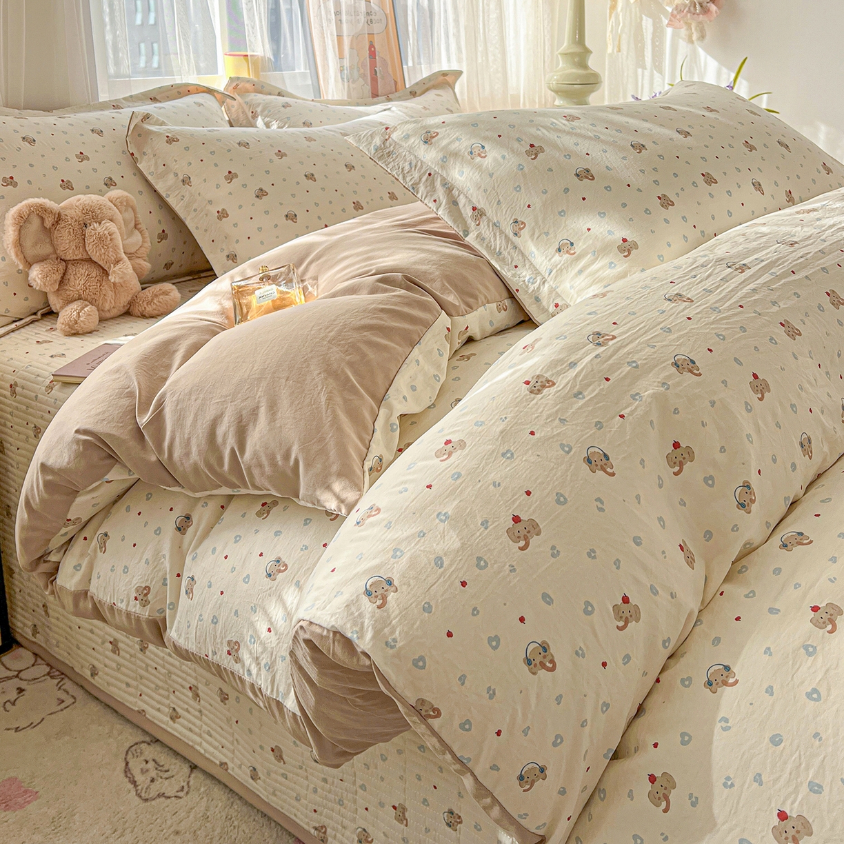 91家纺网 家纺一手货源 找家纺 梵克保罗 2026新款亲肤舒适仿棉印花床盖四件套 泡芙小象