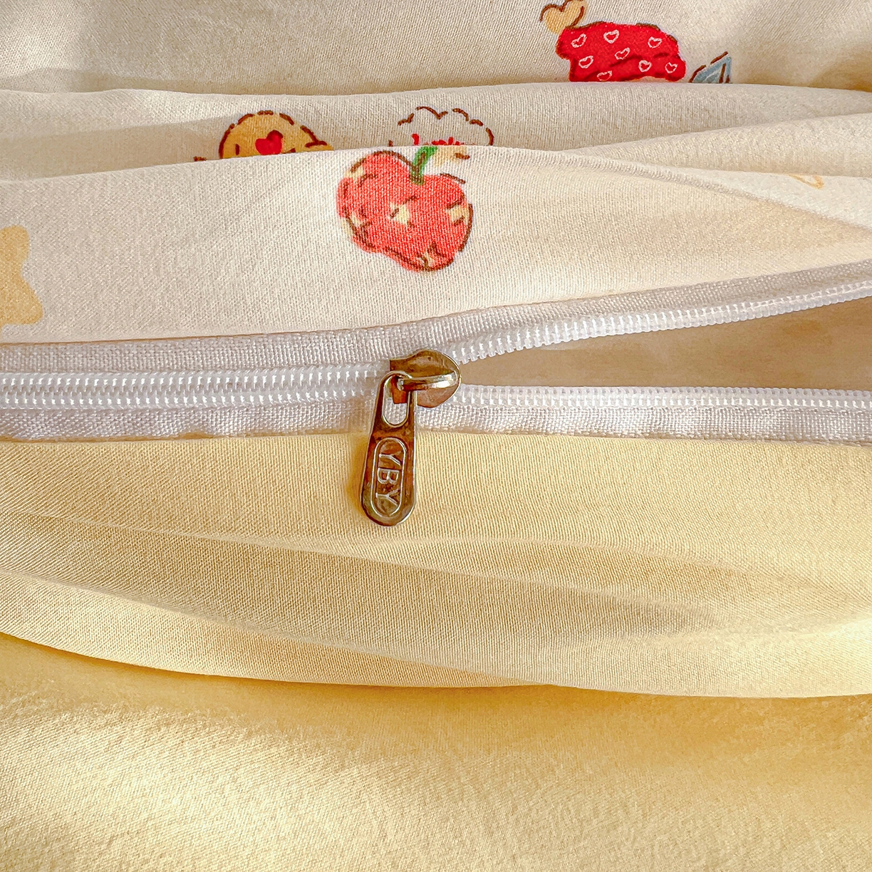 91家纺网 家纺一手货源 找家纺 梵克保罗 2026新款亲肤舒适仿棉印花床盖四件套 圣诞夜