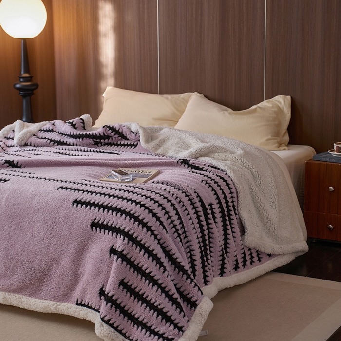 良品汇馆 2026新款秋冬加厚双层阳离子羊羔绒良品办公室午休毛毯沙发绒毯子 云杉-黛紫