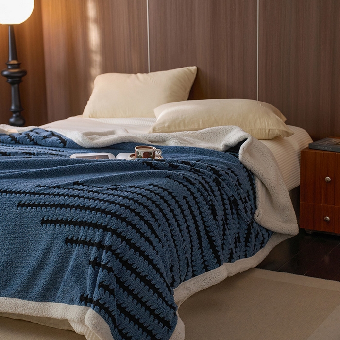 良品汇馆 2026新款秋冬加厚双层阳离子羊羔绒良品办公室午休毛毯沙发绒毯子 云杉-莱茵