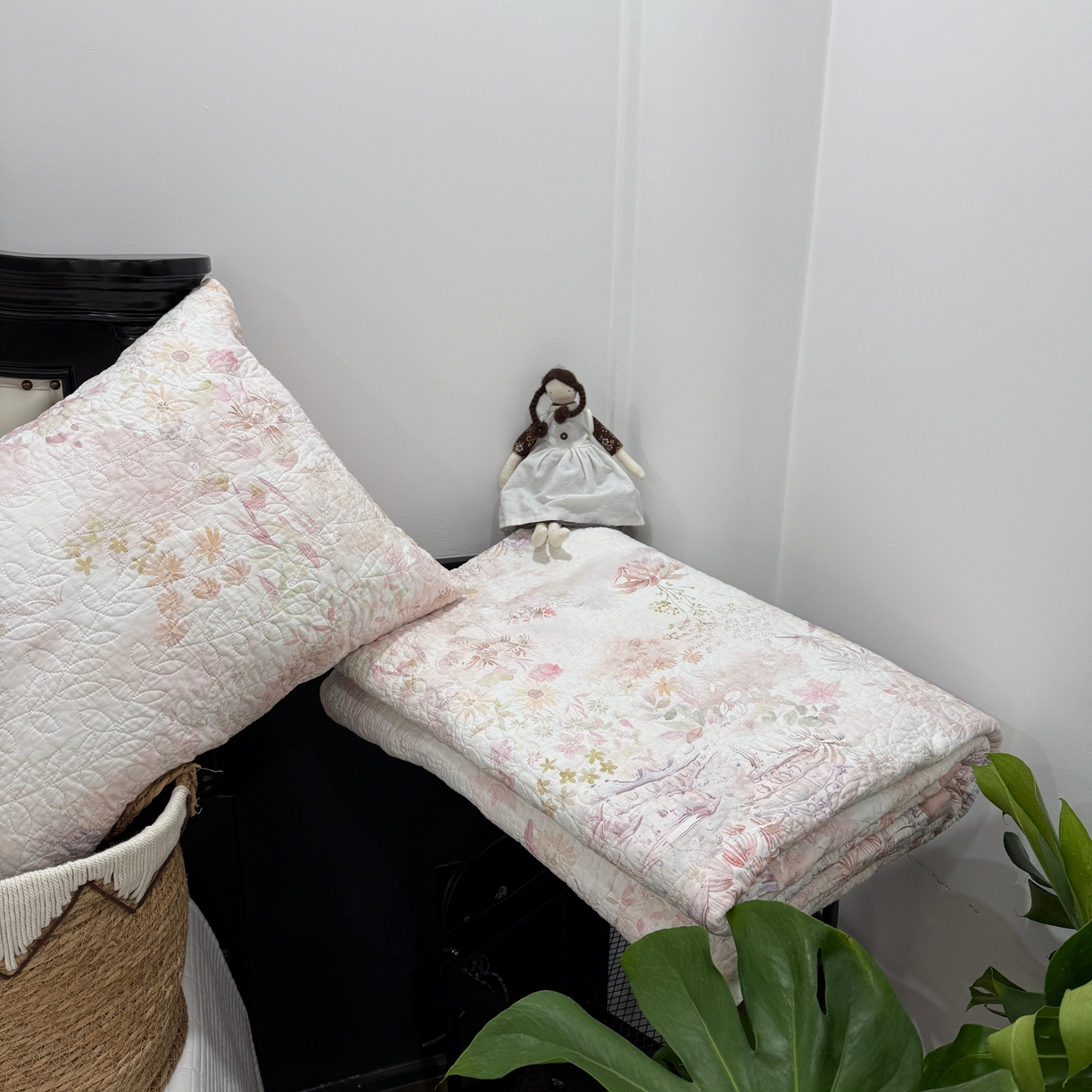 91家纺网 家纺一手货源 找家纺 床盖工厂店 2026新款高端活性数码工艺双面全棉棉花床盖三件套 法兰庄园-粉