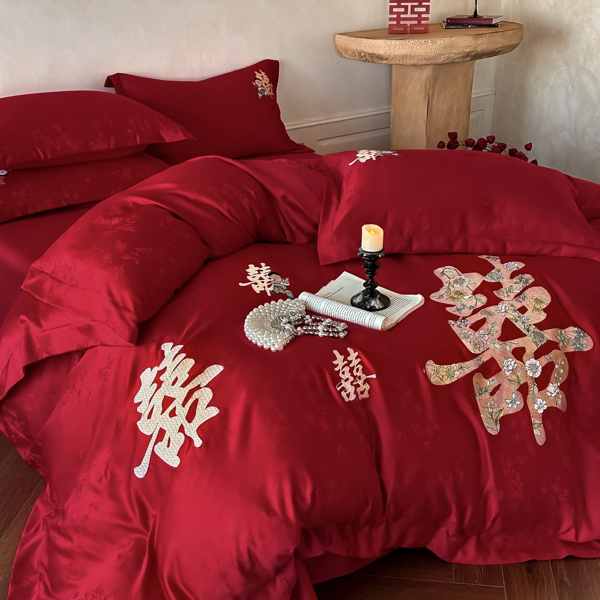 91家纺网 家纺一手货源 找家纺 欧乐蒂 2025冬季新品亲肤棉提花刺绣婚庆四件套 喜事花开