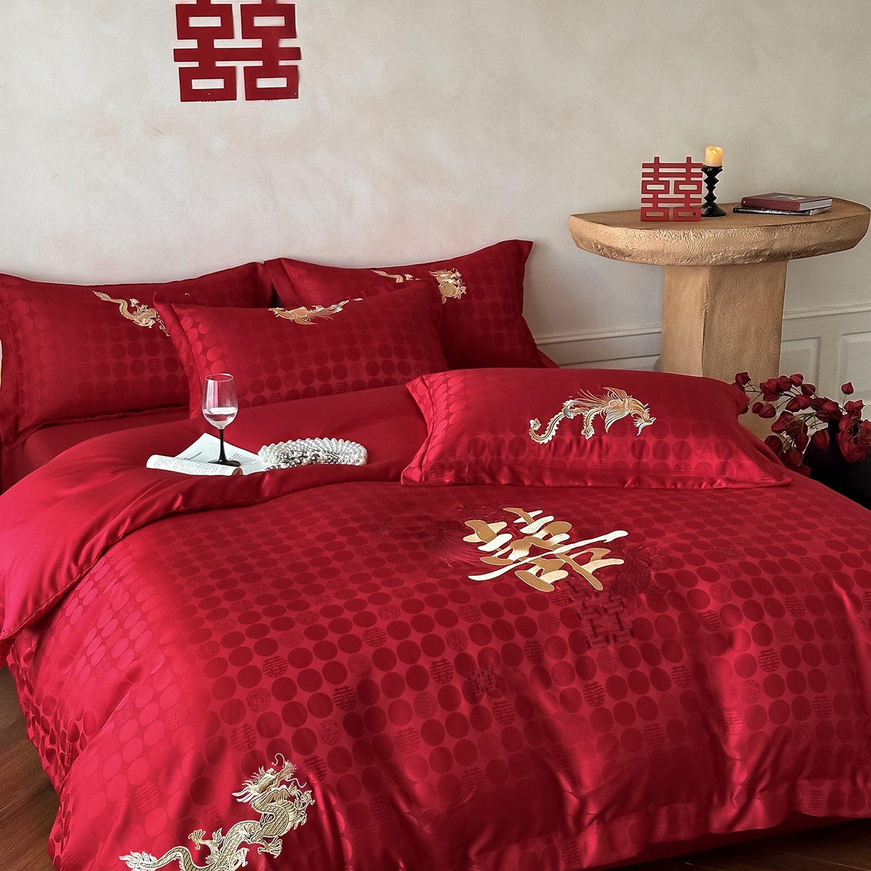 91家纺网 家纺一手货源 找家纺 欧乐蒂 2025冬季新品亲肤棉提花刺绣婚庆四件套 龙凤双喜