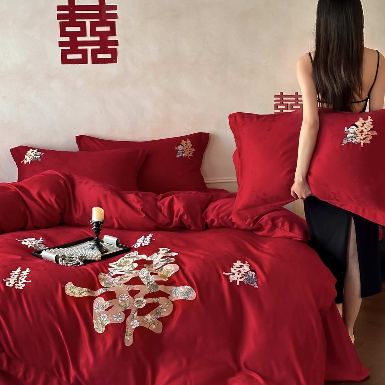 91家纺网 家纺一手货源 找家纺 欧乐蒂 2025冬季新品亲肤棉提花刺绣婚庆四件套 喜事花开