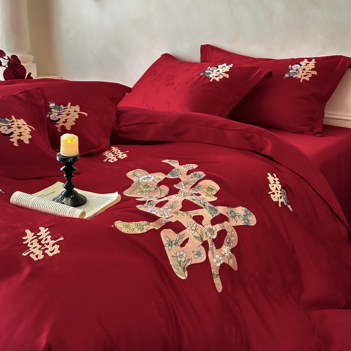 91家纺网 家纺一手货源 找家纺 欧乐蒂 2025冬季新品亲肤棉提花刺绣婚庆四件套 喜事花开