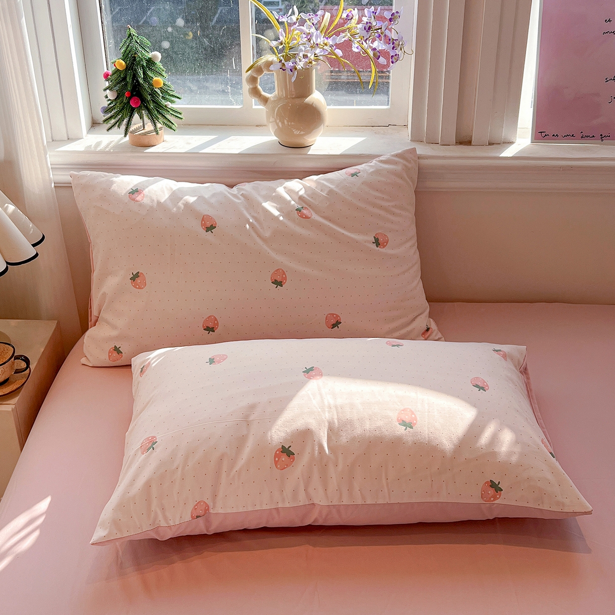 91家纺网 家纺一手货源 找家纺 梵克保罗 2026新款A类古法水洗仿棉云感纱四件套 草莓点点