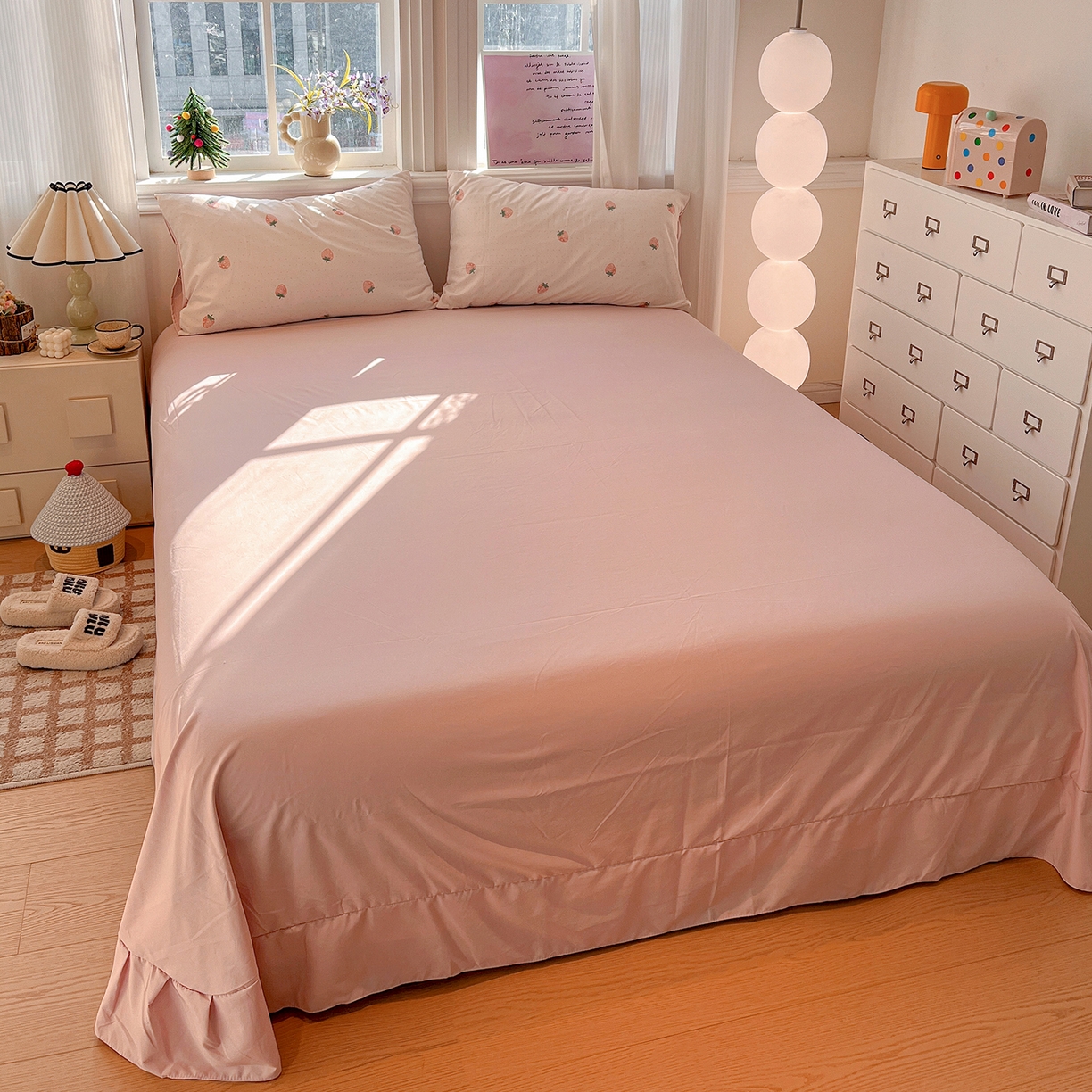 91家纺网 家纺一手货源 找家纺 梵克保罗 2026新款A类古法水洗仿棉云感纱四件套 草莓点点