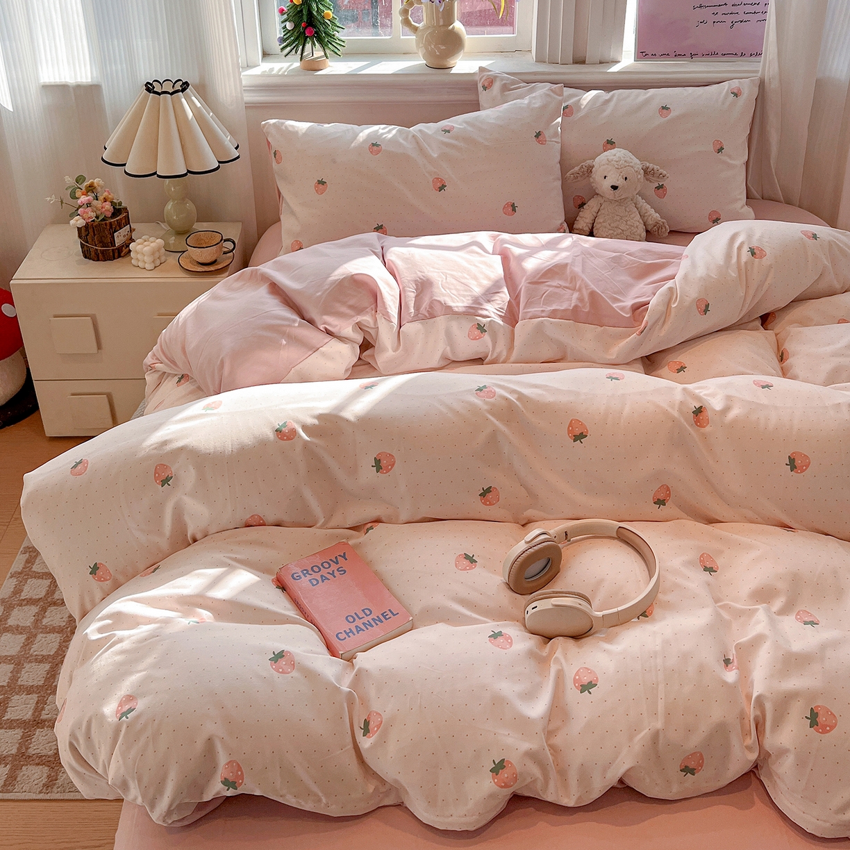 91家纺网 家纺一手货源 找家纺 梵克保罗 2026新款A类古法水洗仿棉云感纱四件套 草莓点点