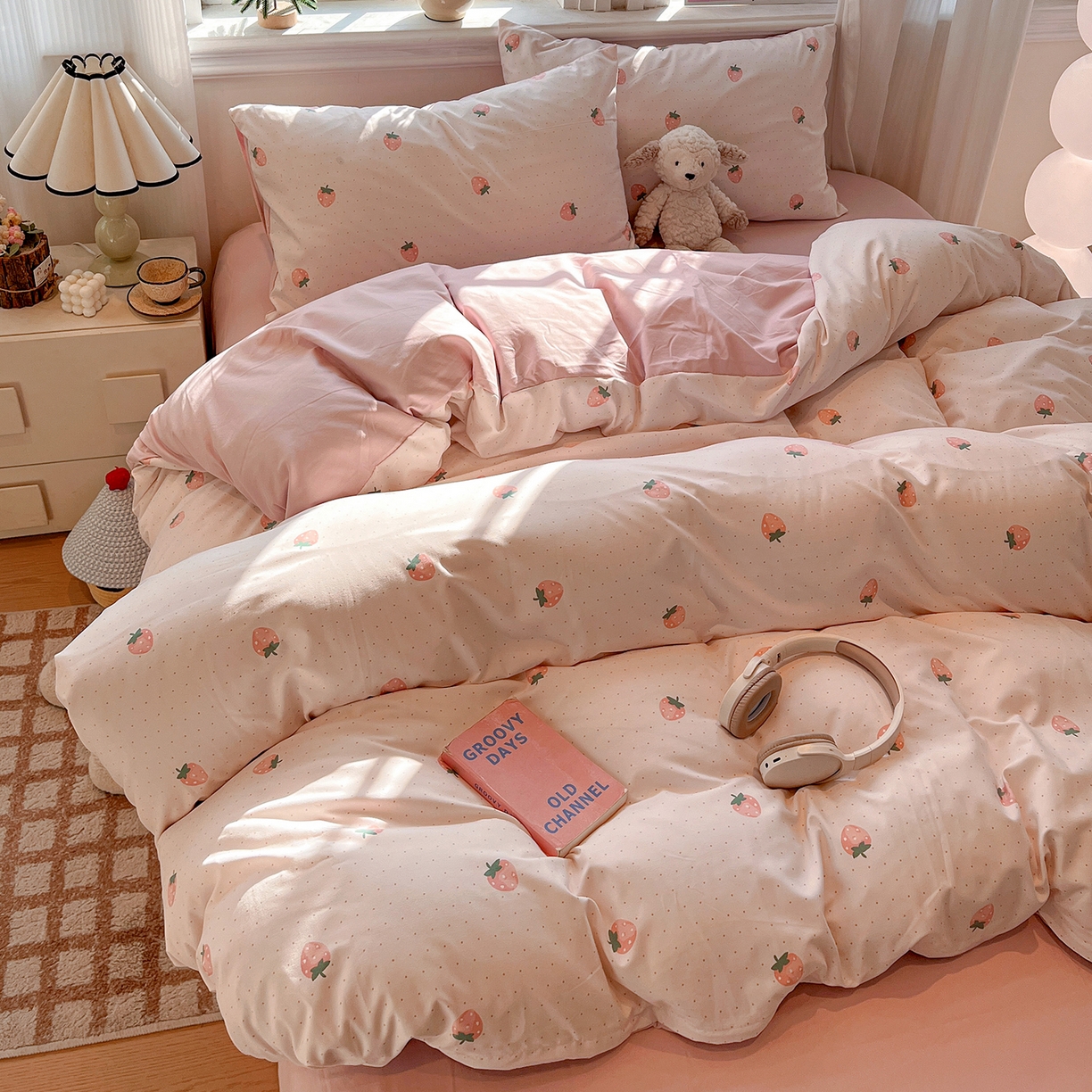 91家纺网 家纺一手货源 找家纺 梵克保罗 2026新款A类古法水洗仿棉云感纱四件套 草莓点点