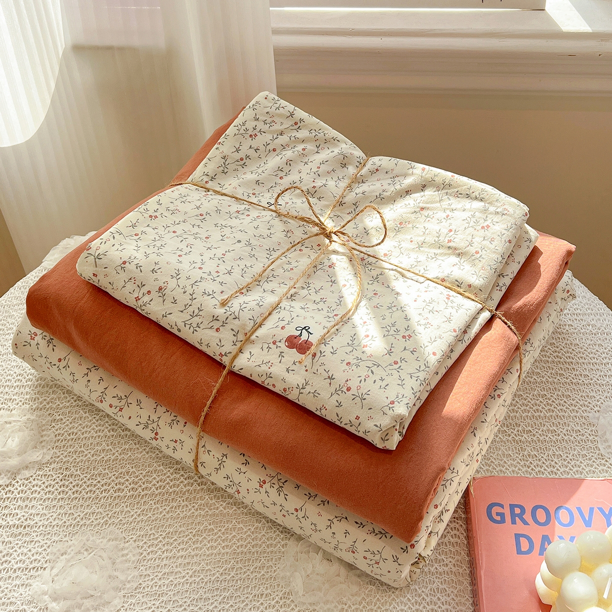 91家纺网 家纺一手货源 找家纺 梵克保罗 2026新款A类古法水洗仿棉云感纱四件套 酱果