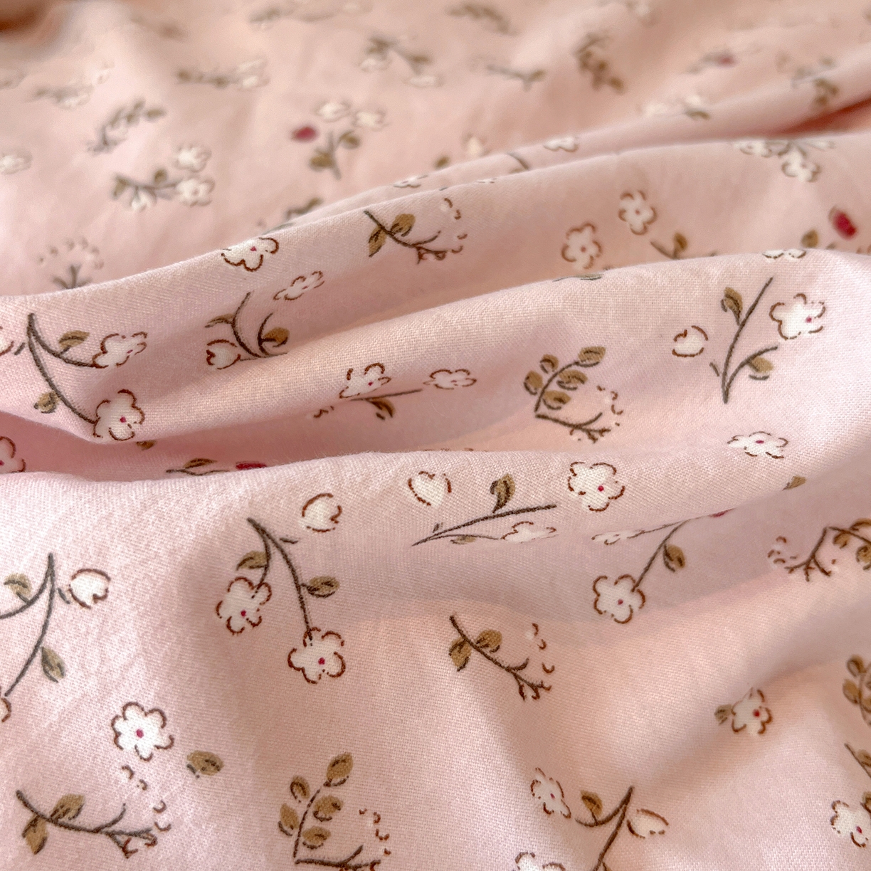 91家纺网 家纺一手货源 找家纺 梵克保罗 2026新款A类古法水洗仿棉云感纱四件套 浅梦