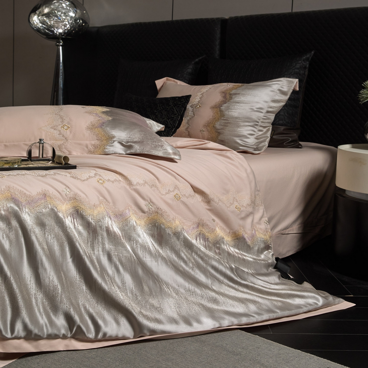 91家纺网 家纺一手货源 找家纺 鑫豪家纺 2026新款13372全棉高精密色织提花四件套-赫兹系列 赫兹-藕粉