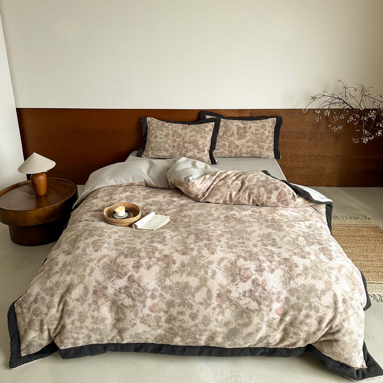 91家纺网 家纺一手货源 找家纺 赫帛 2026新款数码直喷羊毛绒四件套-茵蔓 茵蔓-绿灰色