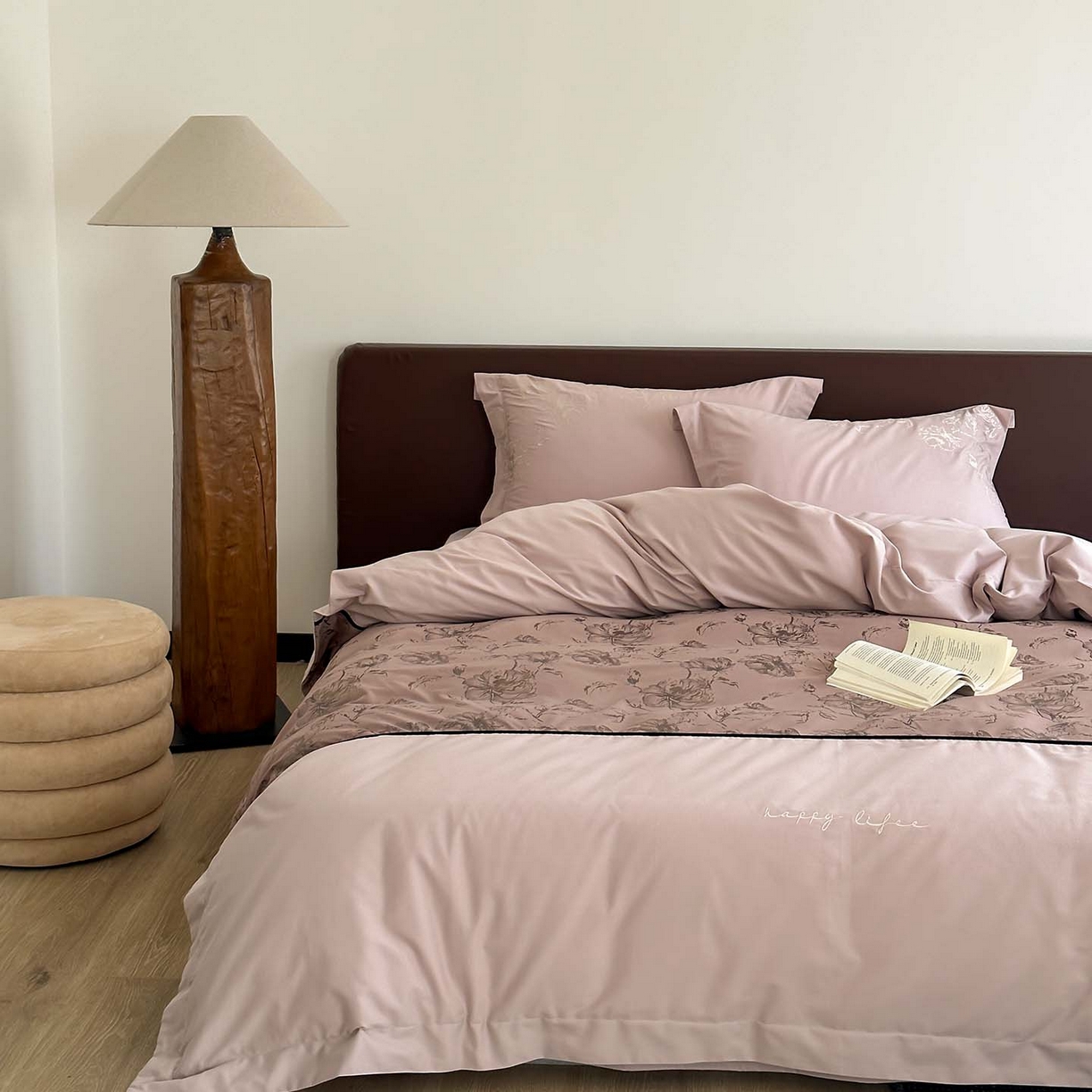 91家纺网 家纺一手货源 找家纺 （总）赫帛 2026新款刺绣磨毛四件套-郁金香