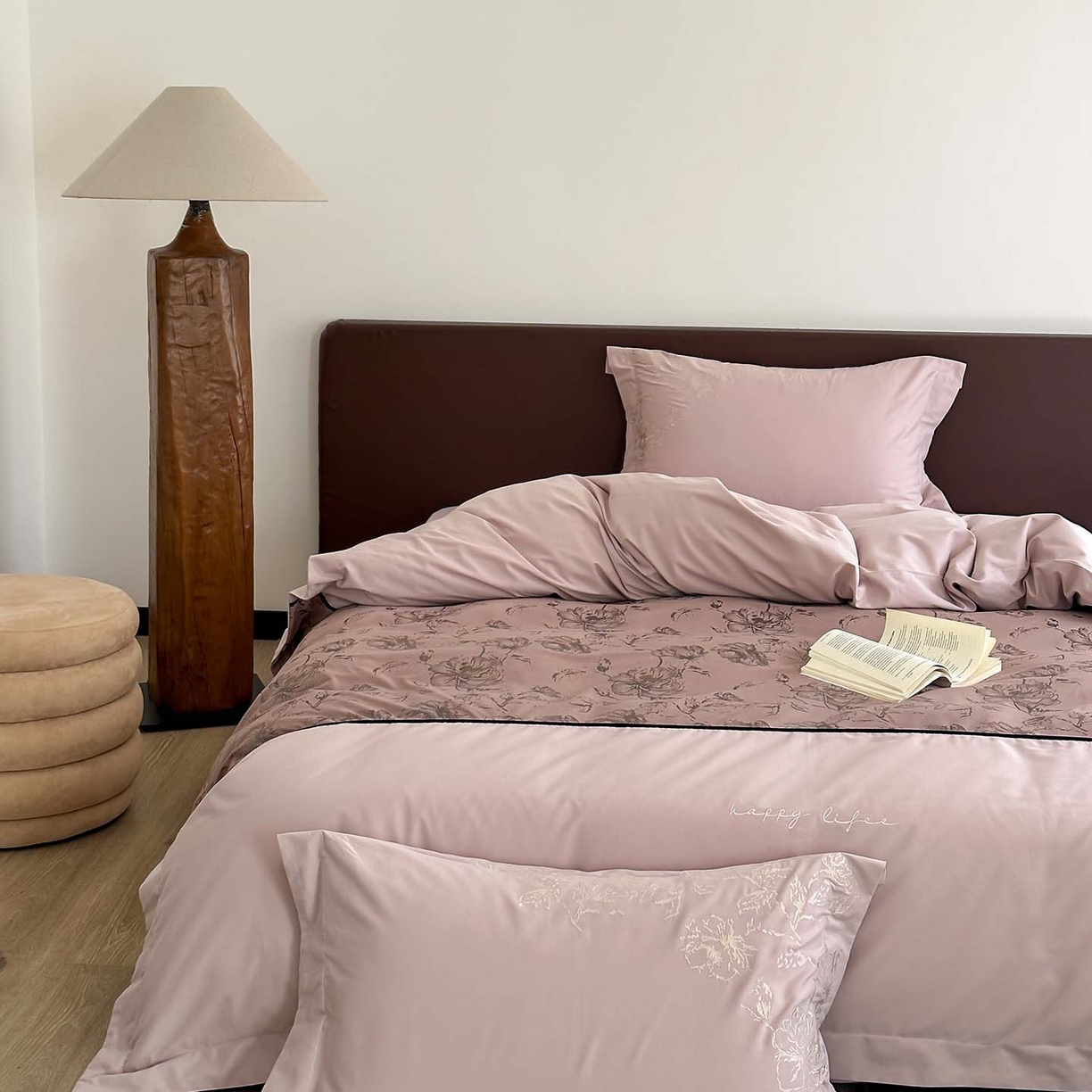 91家纺网 家纺一手货源 找家纺 （总）赫帛 2026新款刺绣磨毛四件套-郁金香