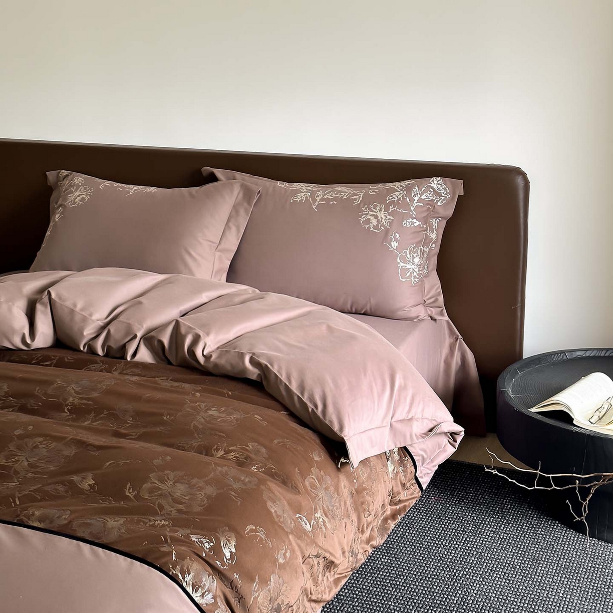 91家纺网 家纺一手货源 找家纺 赫帛 2026新款刺绣磨毛四件套-郁金香 郁金香-棕色