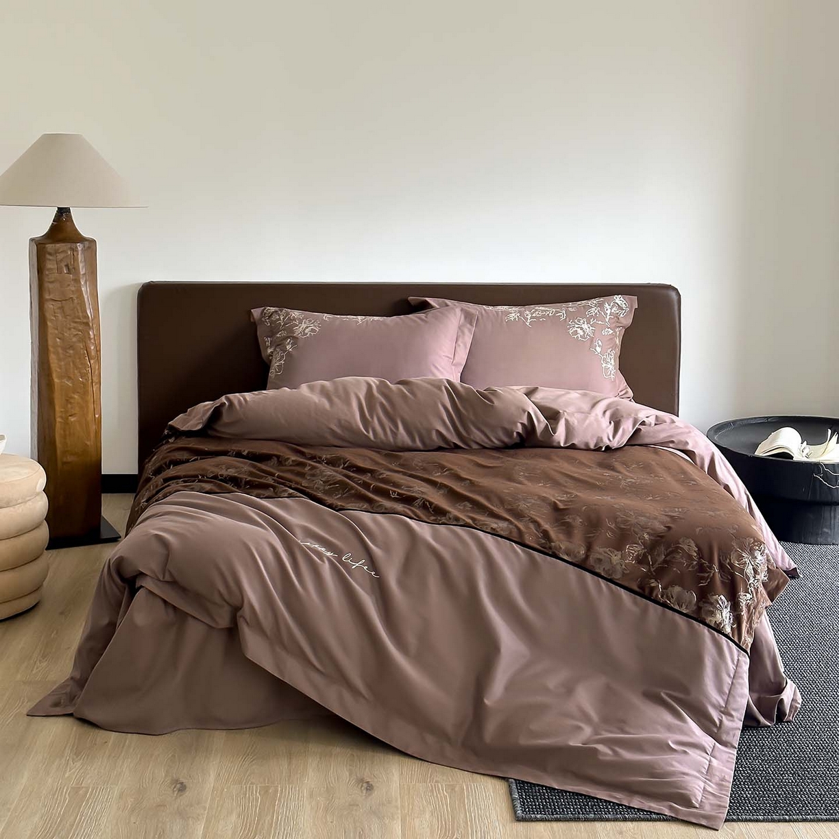 91家纺网 家纺一手货源 找家纺 赫帛 2026新款刺绣磨毛四件套-郁金香 郁金香-棕色