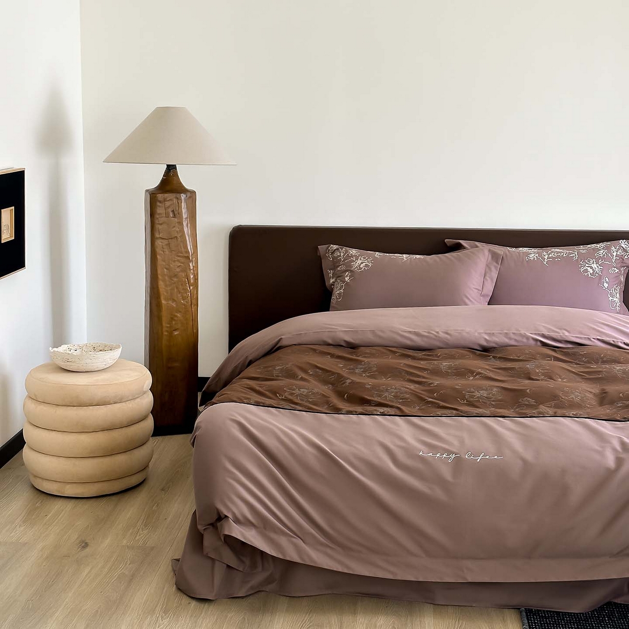 91家纺网 家纺一手货源 找家纺 赫帛 2026新款刺绣磨毛四件套-郁金香 郁金香-棕色