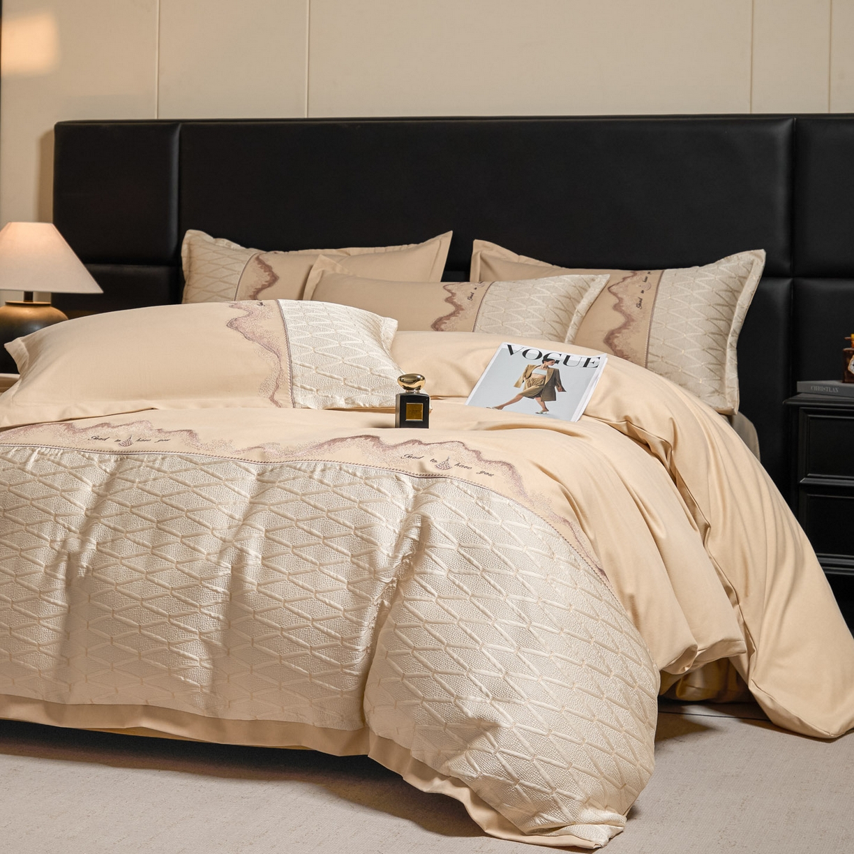 鑫豪家纺 2026新款高精密重工刺绣拼接四件套-路威尔 路威尔-香槟