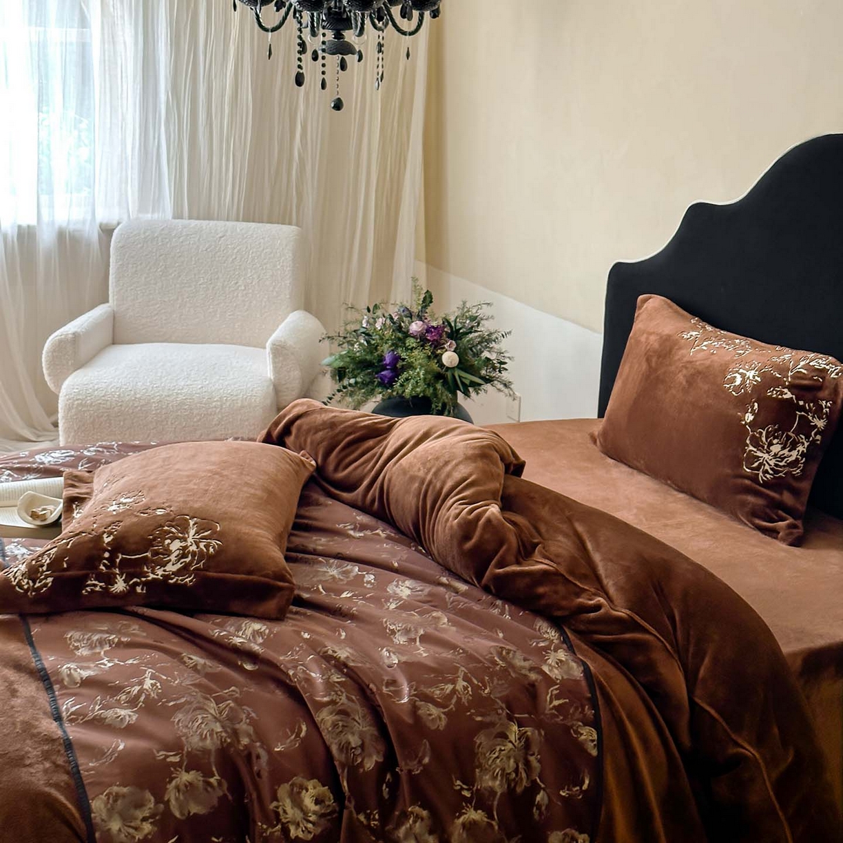 91家纺网 家纺一手货源 找家纺 赫帛 2026新款刺绣鎏金绒四件套-郁金香 郁金香-棕色