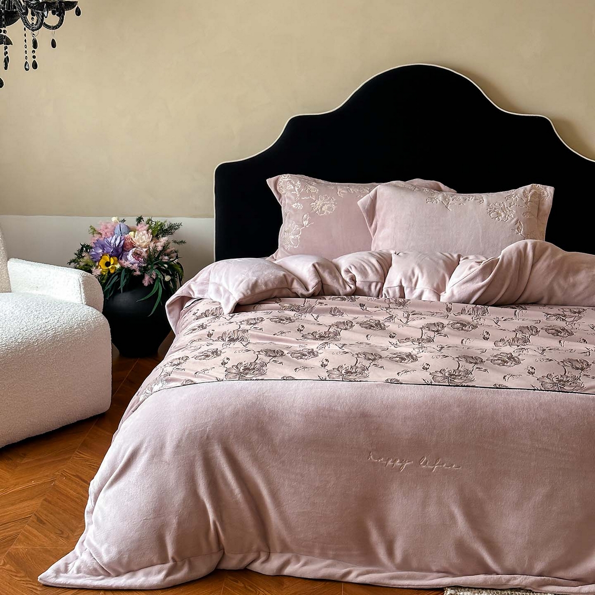 91家纺网 家纺一手货源 找家纺 赫帛 2026新款刺绣鎏金绒四件套-郁金香 郁金香-粉色