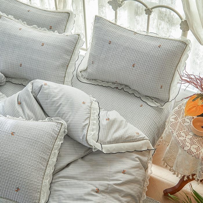 91家纺网 家纺一手货源 找家纺 源舜家纺 2026新款全棉斜纹花边床盖多功能被子四件套 动感方块-灰