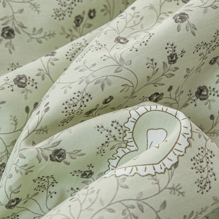 91家纺网 家纺一手货源 找家纺 源舜家纺 2026新款全棉斜纹花边床盖多功能被子四件套 沐风浅唱-绿