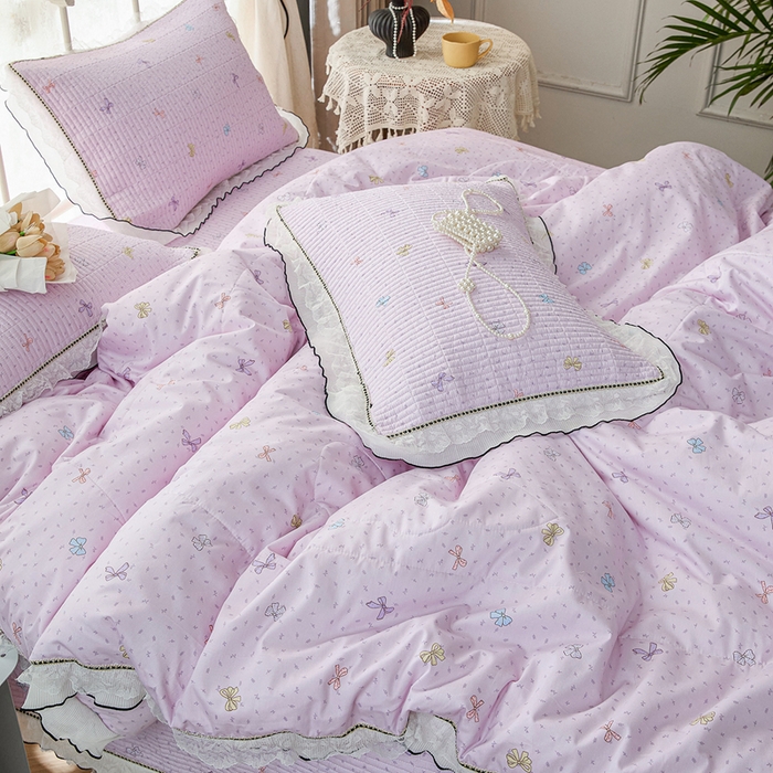 91家纺网 家纺一手货源 找家纺 源舜家纺 2026新款全棉斜纹花边床盖多功能被子四件套 甜心花语-紫