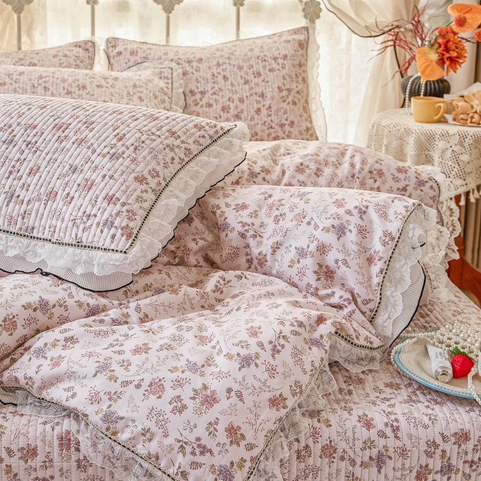 91家纺网 家纺一手货源 找家纺 源舜家纺 2026新款全棉斜纹花边床盖多功能被子四件套 文艺风范-粉