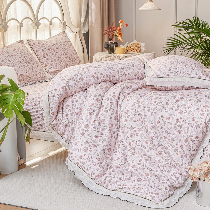 91家纺网 家纺一手货源 找家纺 源舜家纺 2026新款全棉斜纹花边床盖多功能被子四件套 文艺风范-粉