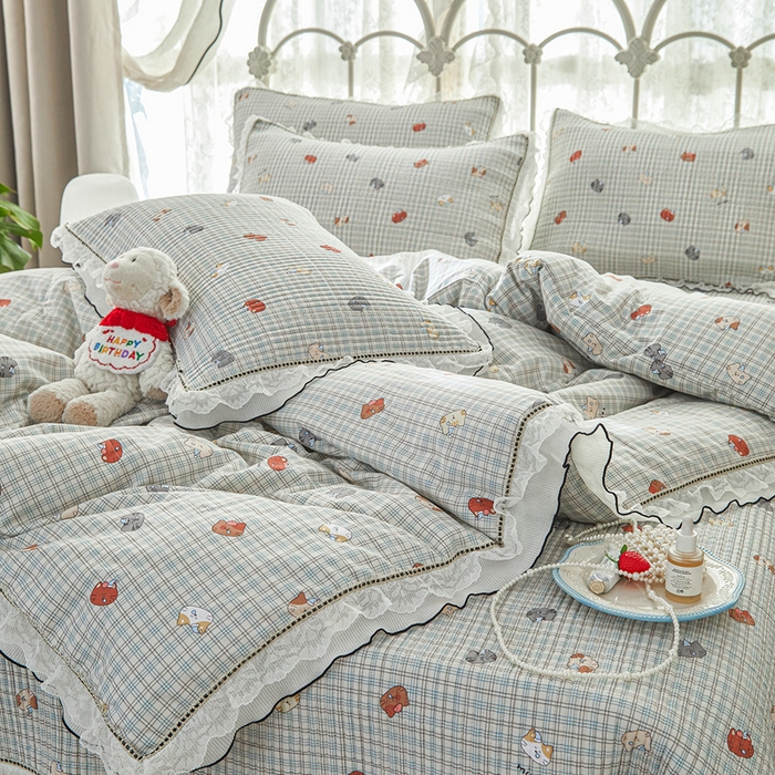 91家纺网 家纺一手货源 找家纺 源舜家纺 2026新款全棉斜纹花边床盖多功能被子四件套 幸福咪咪-蓝