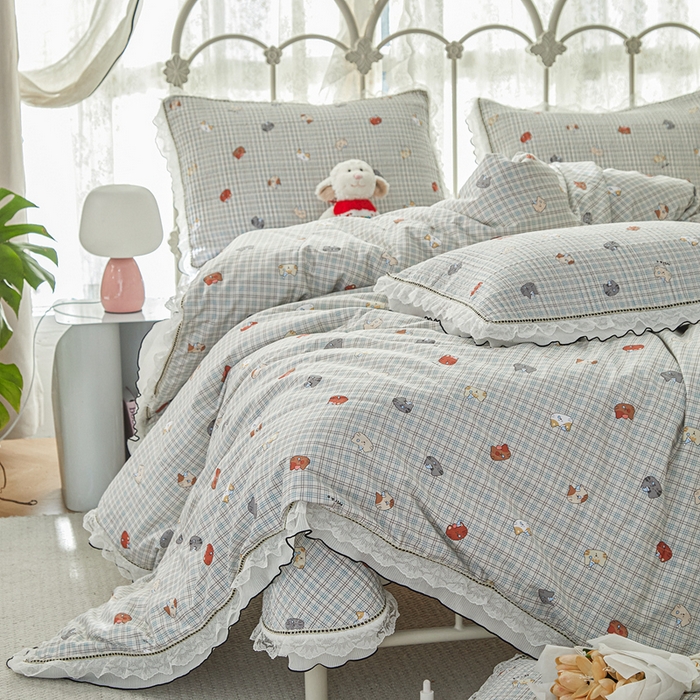 91家纺网 家纺一手货源 找家纺 源舜家纺 2026新款全棉斜纹花边床盖多功能被子四件套 幸福咪咪-蓝