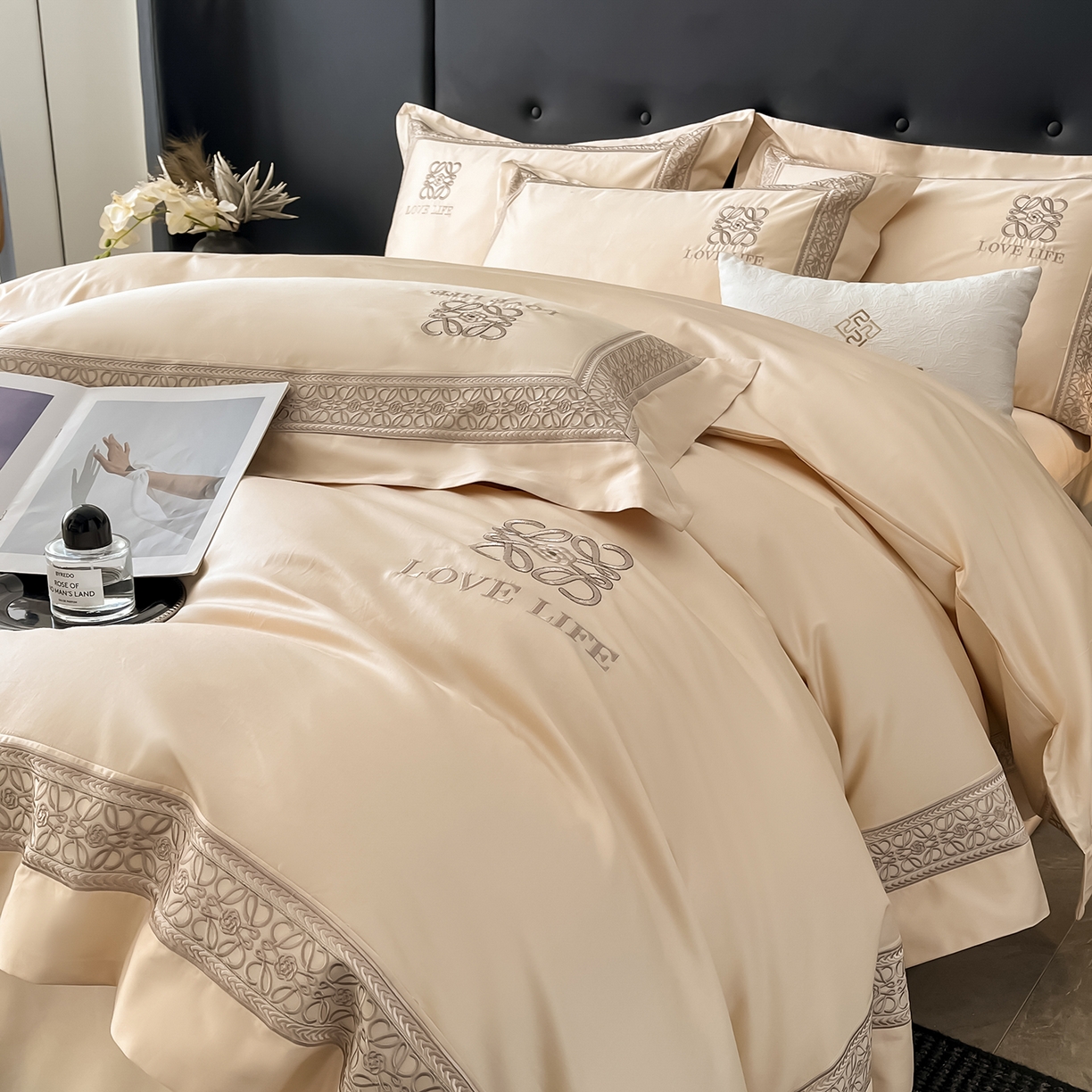 91家纺网 家纺一手货源 找家纺 置顶家纺 2025新款刺绣亲肤磨毛四件套-兰迪系列 兰迪-奶咖色