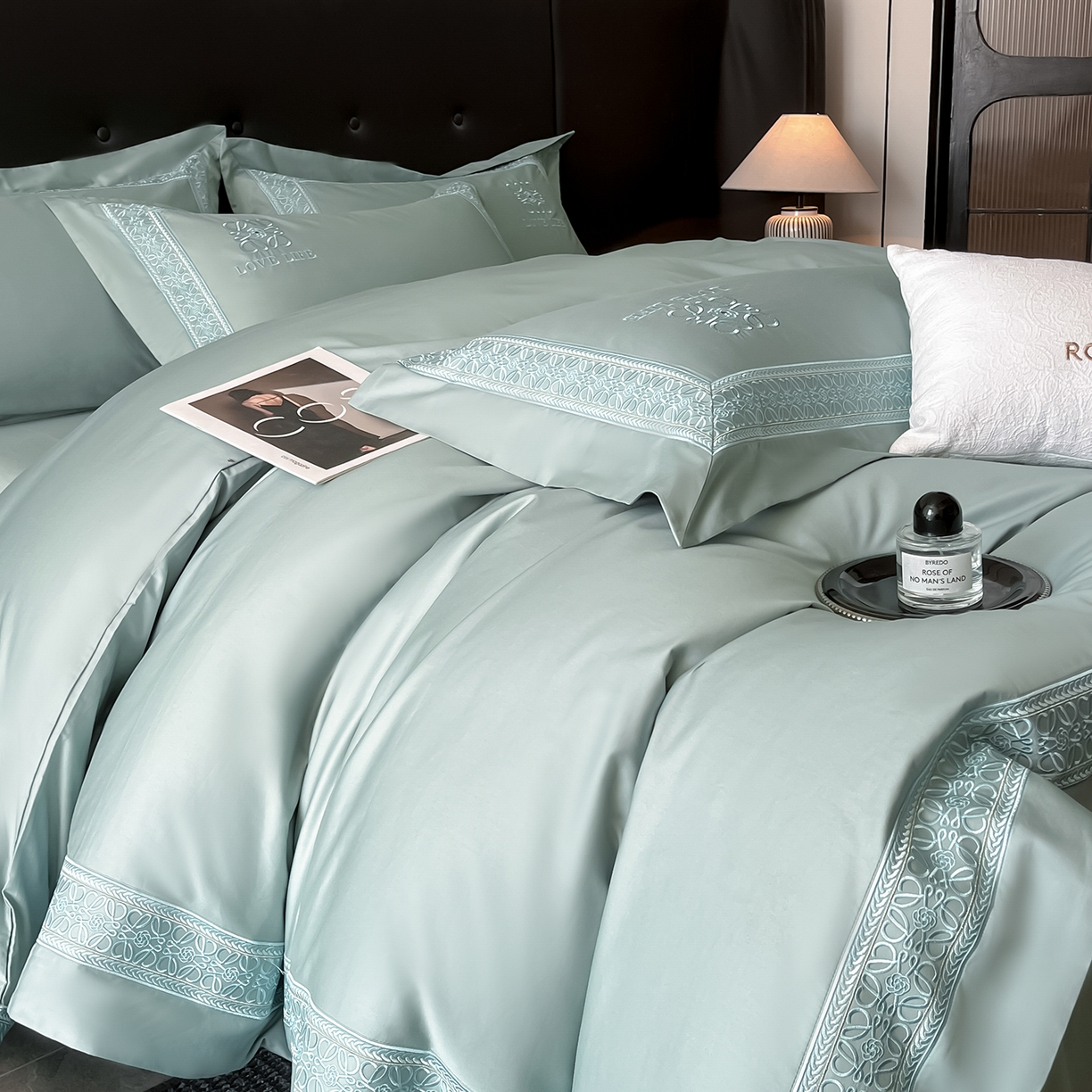 91家纺网 家纺一手货源 找家纺 置顶家纺 2025新款刺绣亲肤磨毛四件套-兰迪系列 兰迪-繁星蓝