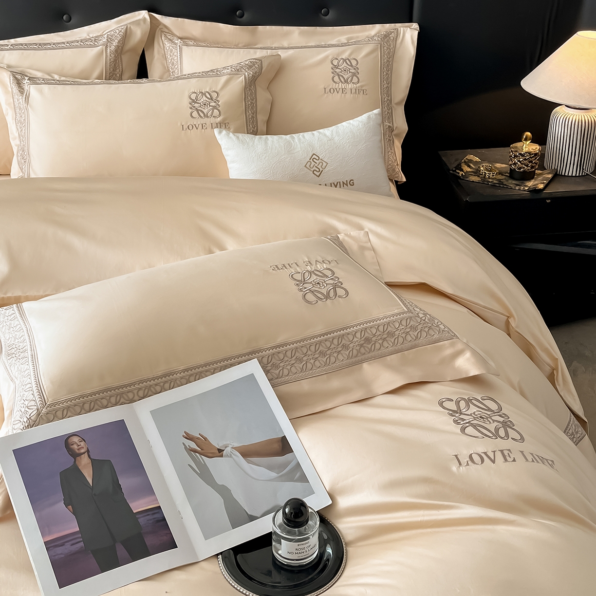 91家纺网 家纺一手货源 找家纺 置顶家纺 2025新款刺绣亲肤磨毛四件套-兰迪系列 兰迪-奶咖色