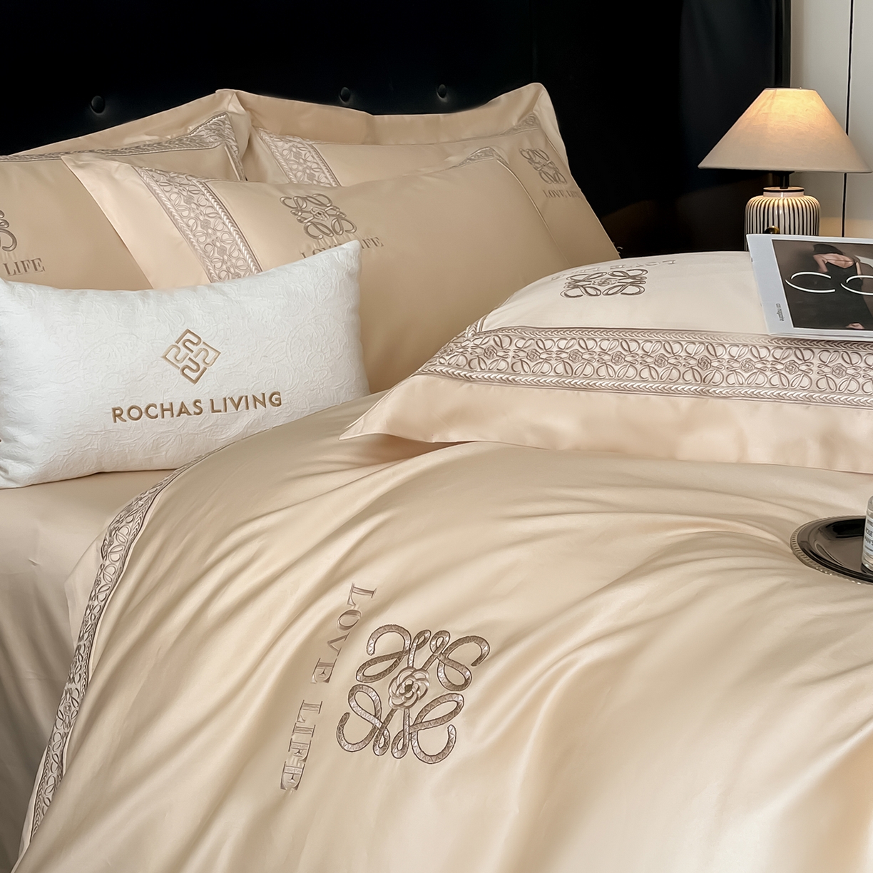 91家纺网 家纺一手货源 找家纺 置顶家纺 2025新款刺绣亲肤磨毛四件套-兰迪系列 兰迪-奶咖色