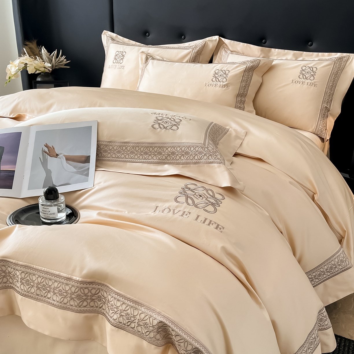 91家纺网 家纺一手货源 找家纺 置顶家纺 2025新款刺绣亲肤磨毛四件套-兰迪系列 兰迪-奶咖色