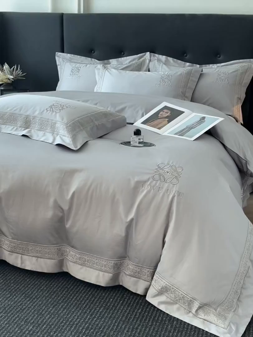 91家纺网 家纺一手货源 找家纺 置顶家纺 2025新款刺绣亲肤磨毛四件套-兰迪系列 兰迪-奶昔白