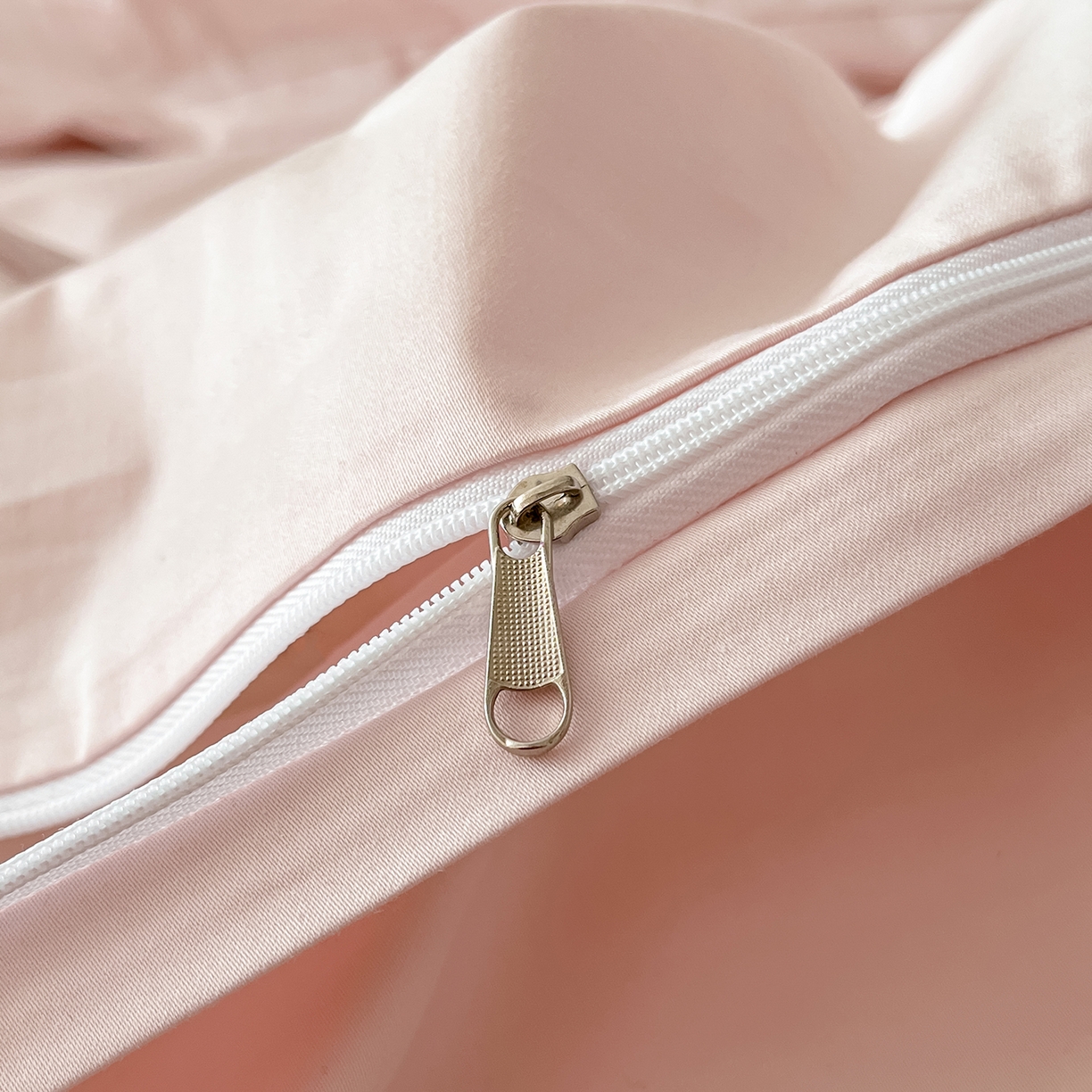 91家纺网 家纺一手货源 找家纺 置顶家纺 2025新款刺绣亲肤磨毛四件套-兰迪系列 兰迪-粉玉