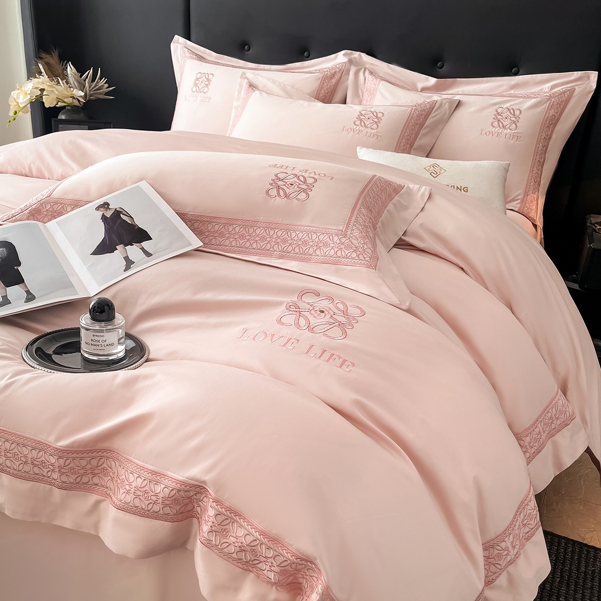 91家纺网 家纺一手货源 找家纺 置顶家纺 2025新款刺绣亲肤磨毛四件套-兰迪系列 兰迪-粉玉