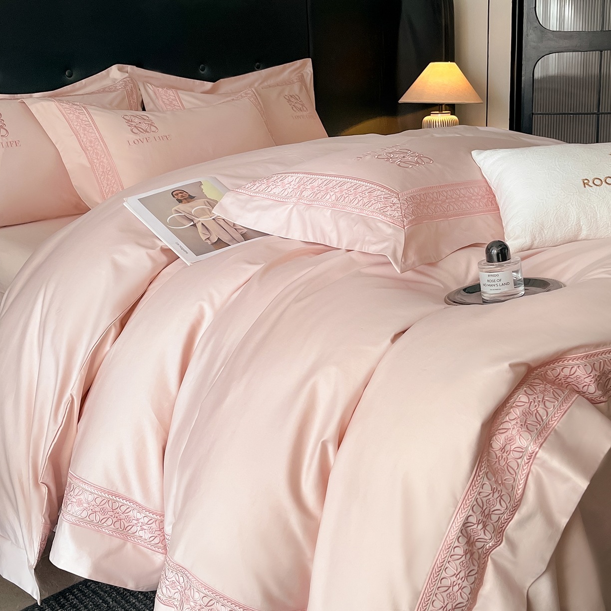 91家纺网 家纺一手货源 找家纺 置顶家纺 2025新款刺绣亲肤磨毛四件套-兰迪系列 兰迪-粉玉