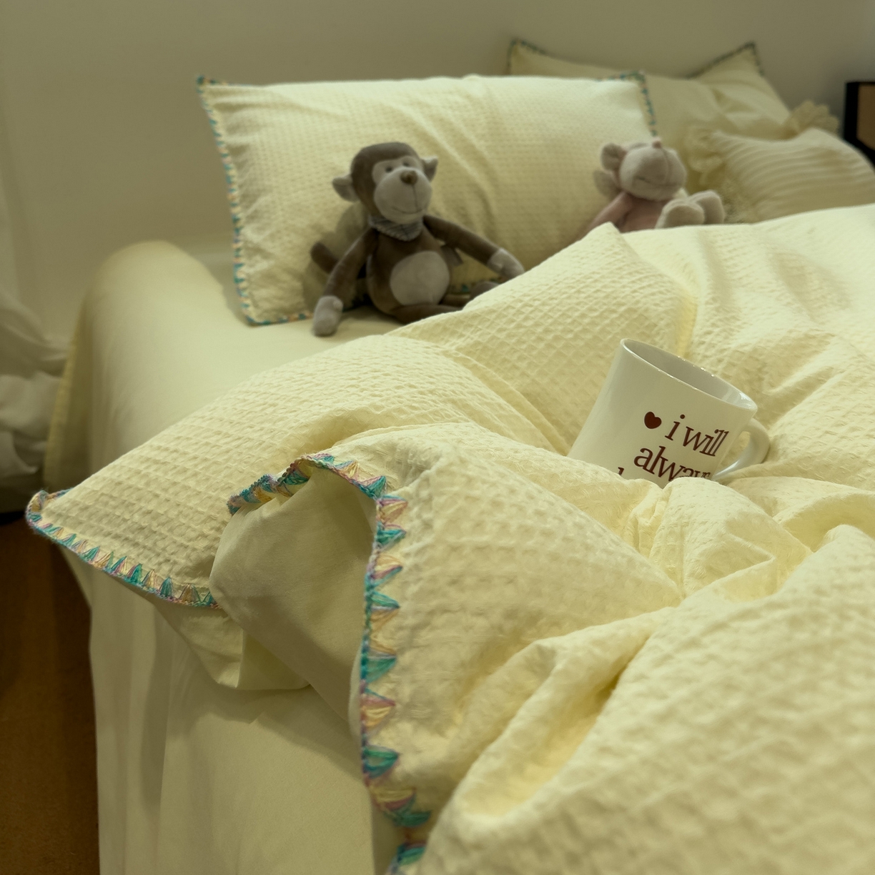 91家纺网 家纺一手货源 找家纺 雅居纺家纺 2026新款全棉贝壳边华夫格四件套 贝壳边米黄