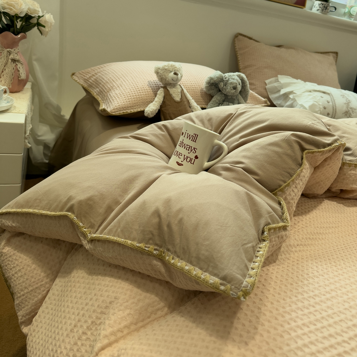 91家纺网 家纺一手货源 找家纺 雅居纺家纺 2026新款全棉贝壳边华夫格四件套 贝壳边米驼