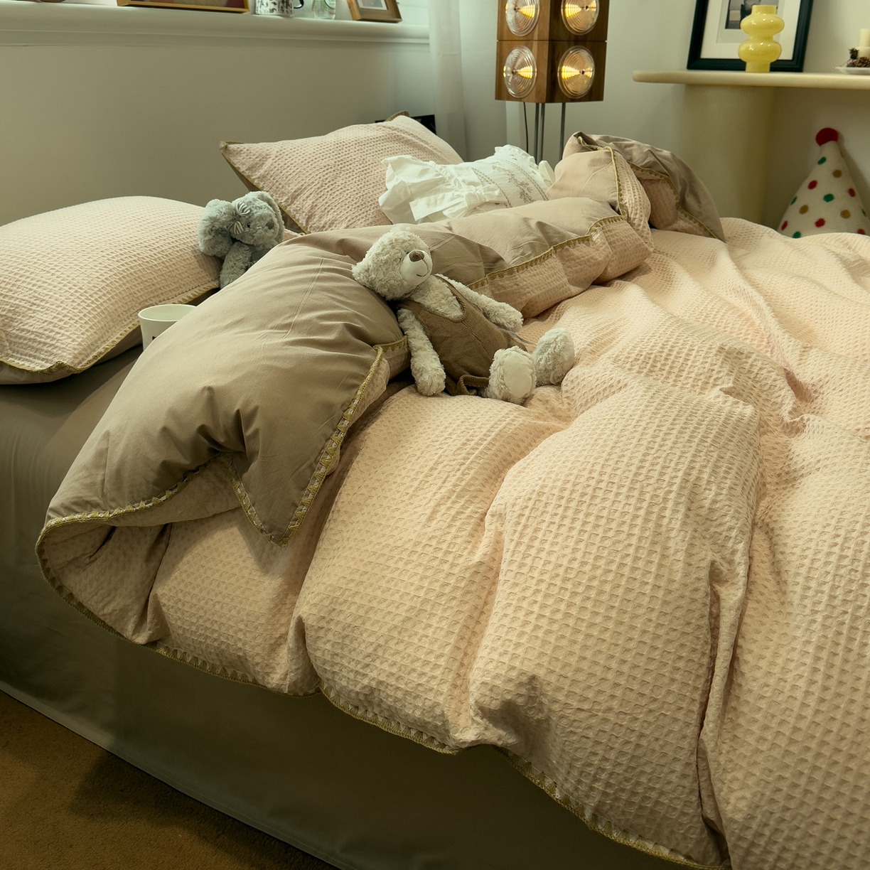 91家纺网 家纺一手货源 找家纺 雅居纺家纺 2026新款全棉贝壳边华夫格四件套 贝壳边米驼