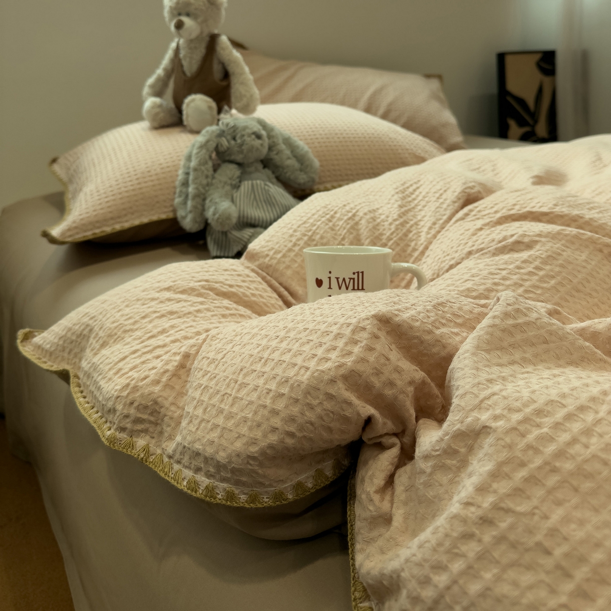 91家纺网 家纺一手货源 找家纺 雅居纺家纺 2026新款全棉贝壳边华夫格四件套 贝壳边米驼