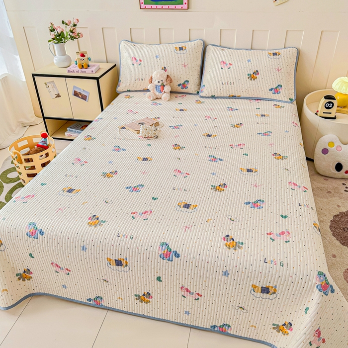 91家纺网 家纺一手货源 找家纺 2026新款13070单面全棉绗缝床盖三件套 彩虹木马