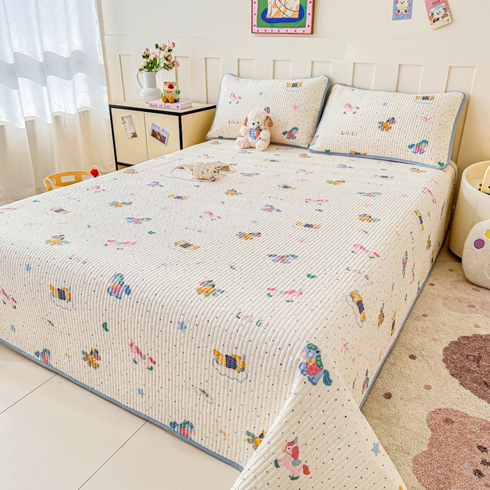 91家纺网 家纺一手货源 找家纺 2026新款13070单面全棉绗缝床盖三件套 彩虹木马